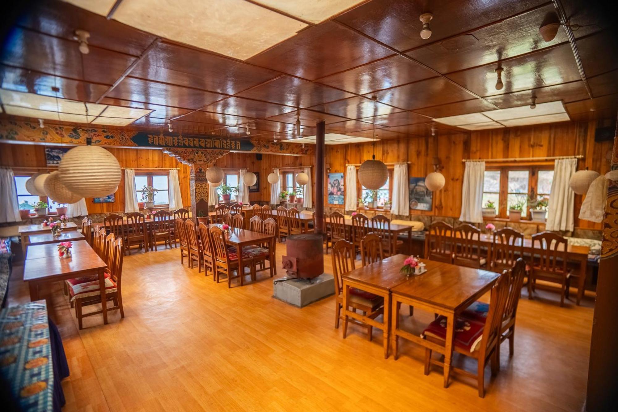 Lukla Himalaya Lodge ภายนอก รูปภาพ